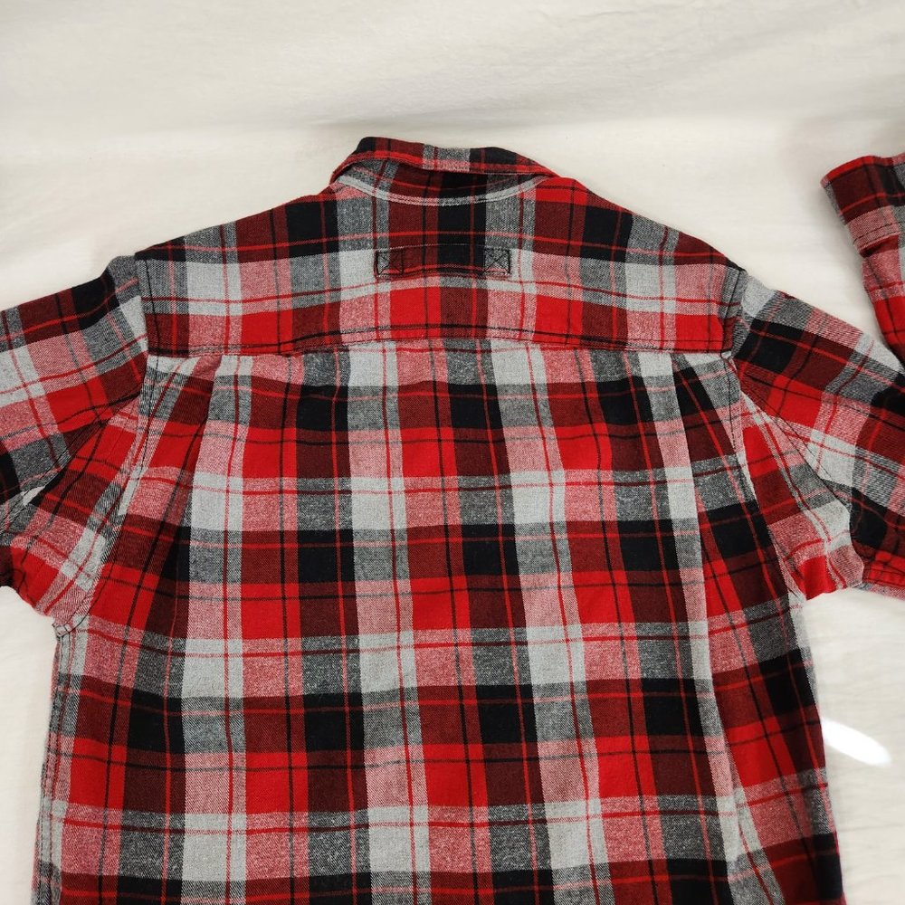 DULUTH Red Gray Plaid Free Swingin' Flannel Trim Fit Shirt Size S LIKE NEW! - Picture 10 of 16